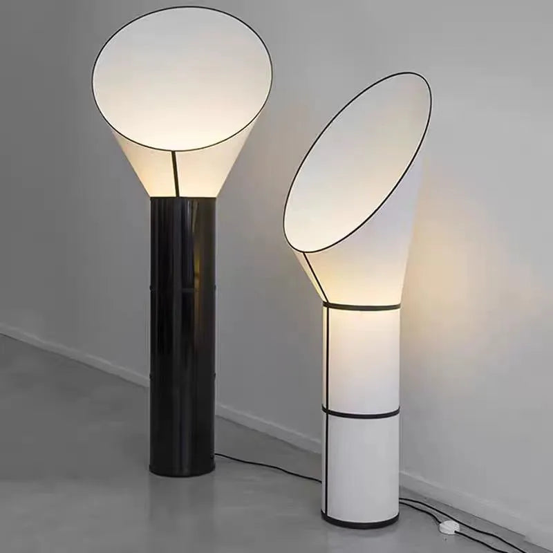 Designer LED Floor Lamp Mordern Living Room Corner Floor Lamp For Parlor Hotel Shop Sofaside Decor Creative Horn Standing Lamp